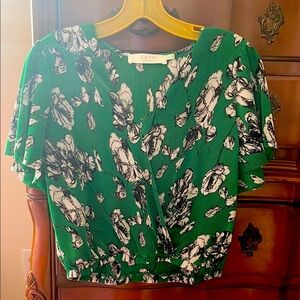 ASTR cropped blouse with floral pattern
